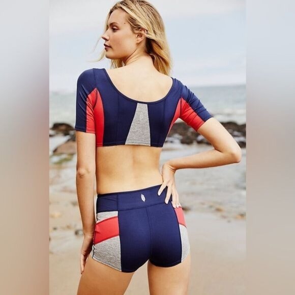 NWT Free People Movement Blue & Red Color Block 2 Piece Set Top & Shorts - Picture 6 of 12